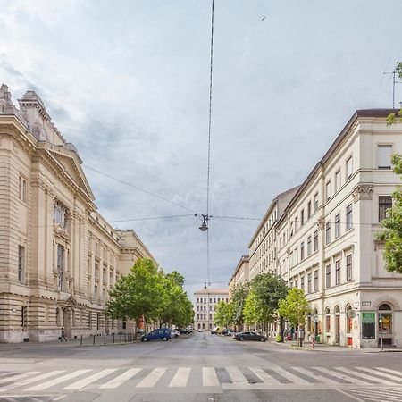 Freedom Apartment Near Parlament With Ac Будапеща Екстериор снимка